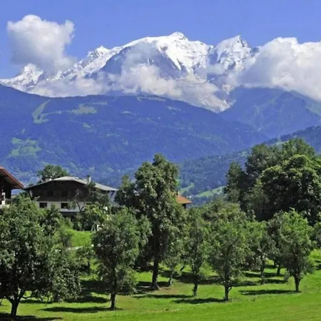 & La Grande Cordee Aparthotel Combloux